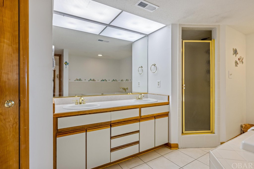 Nags Head, North Carolina, 27959, United States, 3 Bedrooms Bedrooms, ,2.5 BathroomsBathrooms,Residential,Forsale,2004125