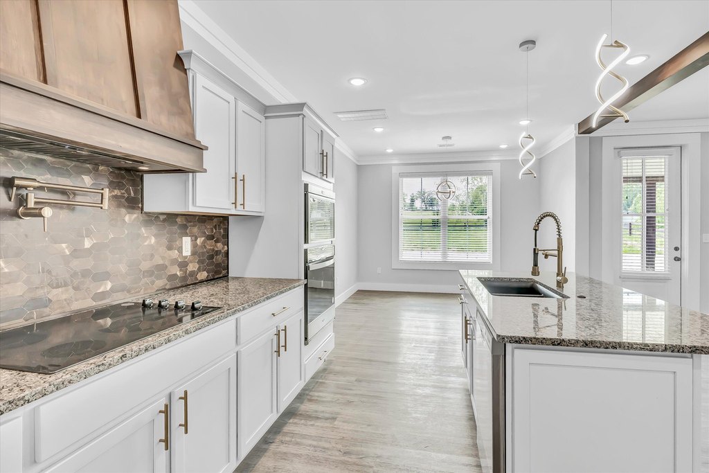 Sevierville, Tennessee, 37876, United States, 4 Bedrooms Bedrooms, ,3.5 BathroomsBathrooms,Residential,Forsale,1959566