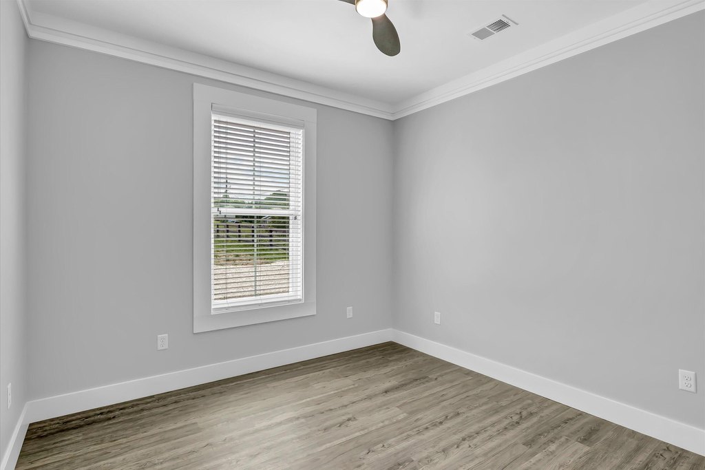 Sevierville, Tennessee, 37876, United States, 4 Bedrooms Bedrooms, ,3.5 BathroomsBathrooms,Residential,Forsale,1959566