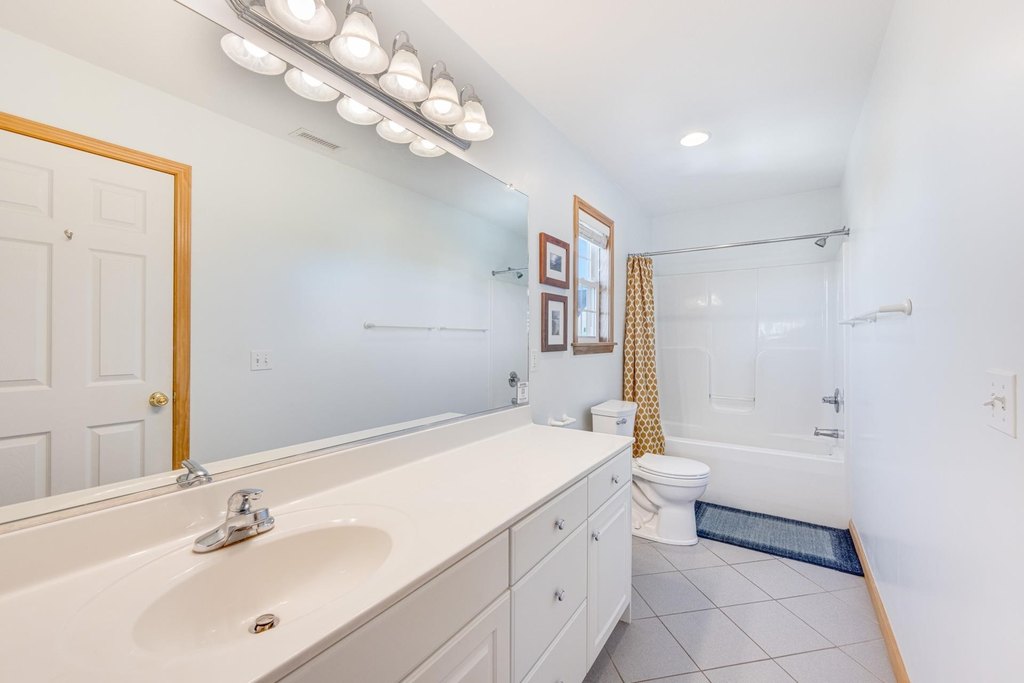 Salvo, North Carolina, 27972, United States, 4 Bedrooms Bedrooms, ,4 BathroomsBathrooms,Residential,Forsale,1993776