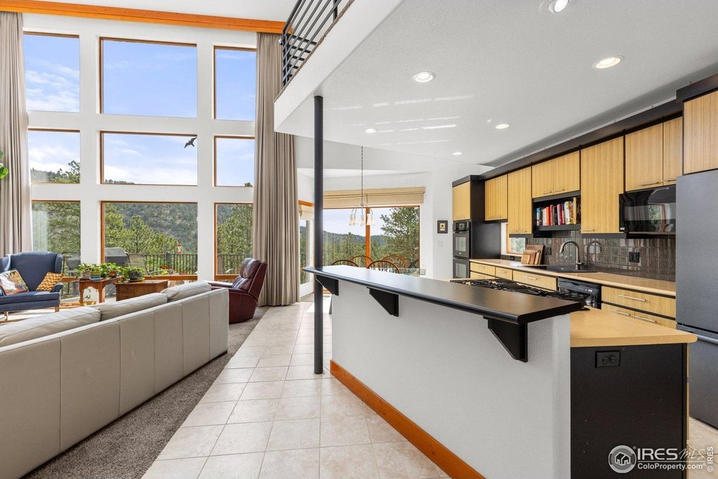 Loveland, Colorado, 80537, United States, 3 Bedrooms Bedrooms, ,3 BathroomsBathrooms,Residential,Forsale,1886165