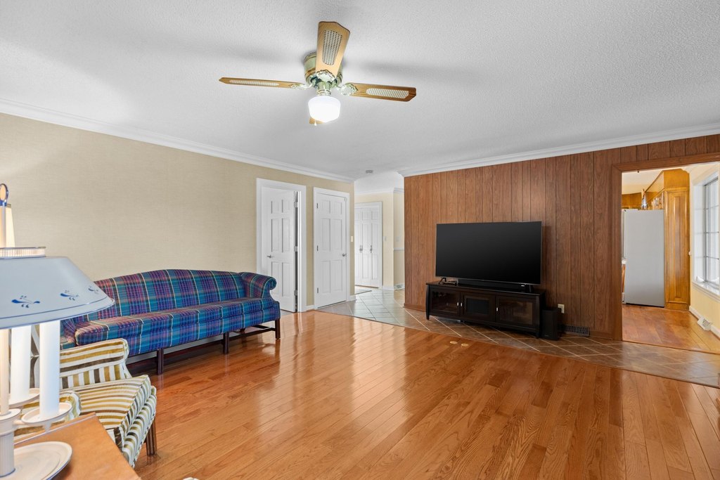 Morristown, Tennessee, 37814, United States, 3 Bedrooms Bedrooms, ,3.5 BathroomsBathrooms,Residential,Forsale,1941403