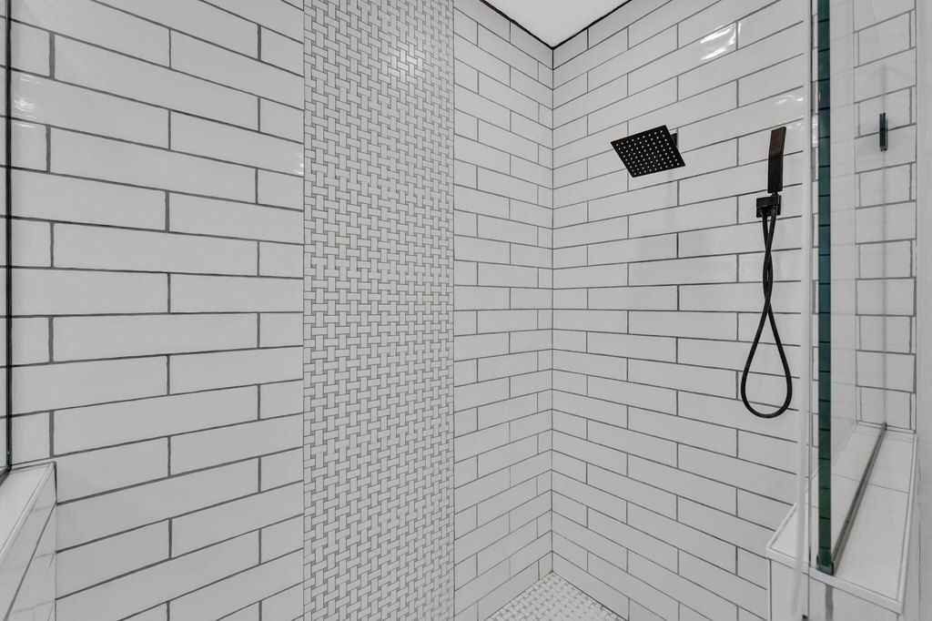 Russellville, Tennessee, 37860, United States, 4 Bedrooms Bedrooms, ,3.5 BathroomsBathrooms,Residential,Forsale,1884073