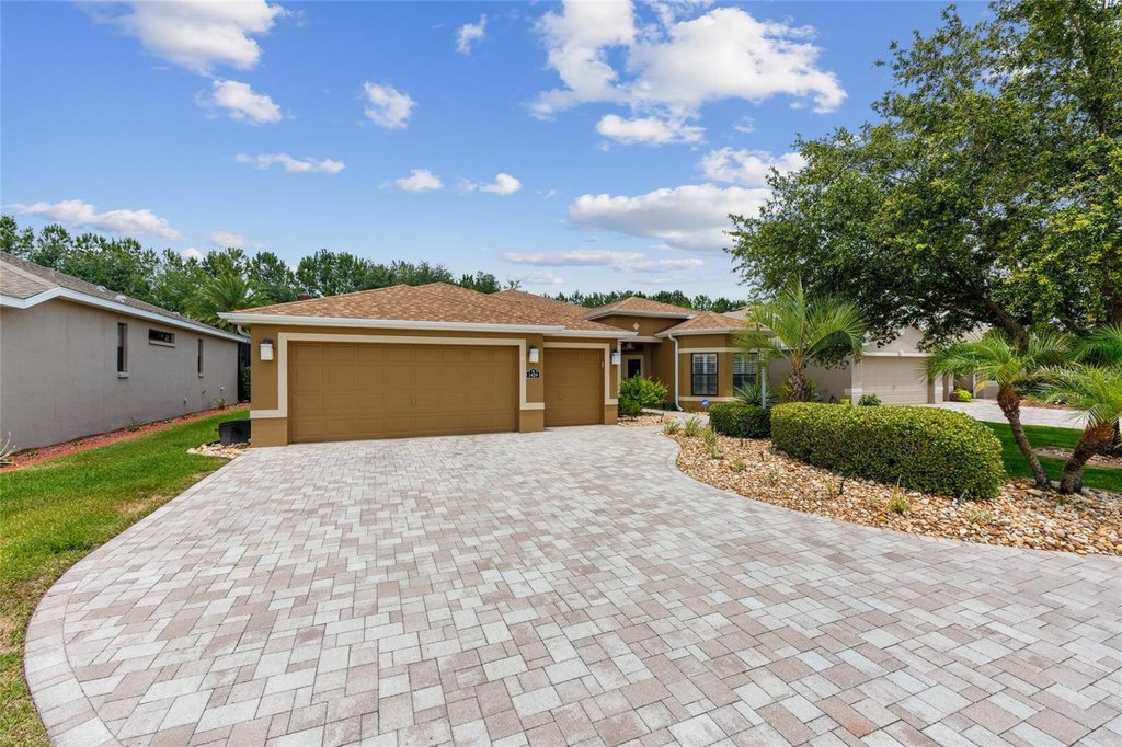 OCALA, Florida, 34473, United States, 4 Bedrooms Bedrooms, ,3 BathroomsBathrooms,Residential,Forsale,1884200