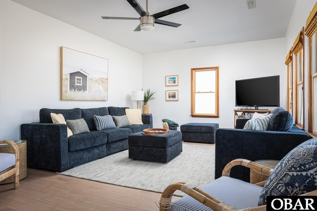 Corolla, North Carolina, 27927, United States, 3 Bedrooms Bedrooms, ,2 BathroomsBathrooms,Residential,Forsale,1892287
