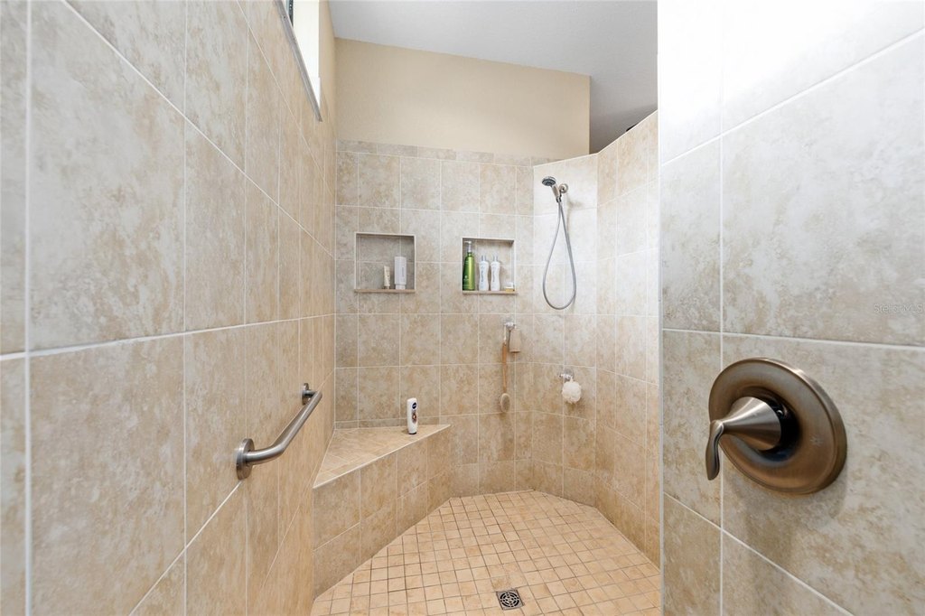 OCALA, Florida, 34473, United States, 4 Bedrooms Bedrooms, ,3 BathroomsBathrooms,Residential,Forsale,1884200