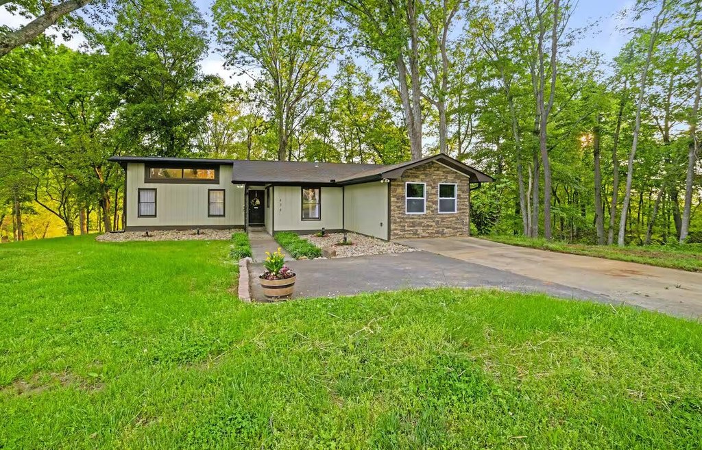 White Pine, Tennessee, 37890, United States, 3 Bedrooms Bedrooms, ,1 BathroomBathrooms,Residential,Forsale,1884081
