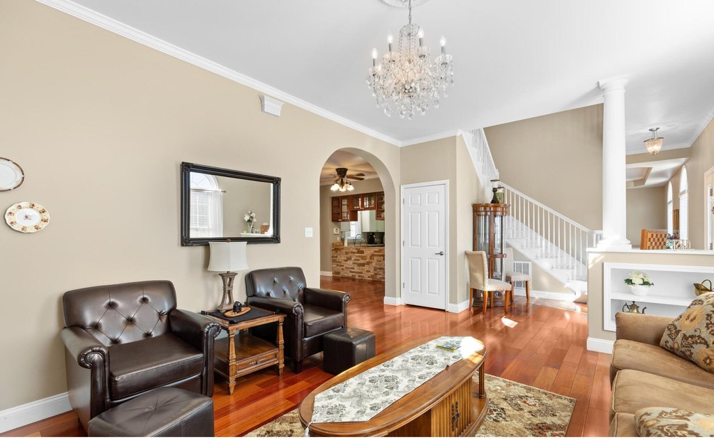 Kodak, Tennessee, 37764, United States, 5 Bedrooms Bedrooms, ,5.5 BathroomsBathrooms,Residential,Forsale,1959567