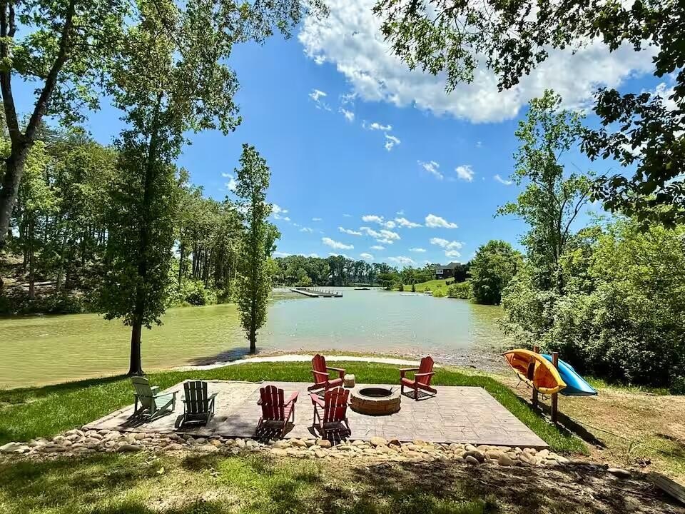 White Pine, Tennessee, 37890, United States, 3 Bedrooms Bedrooms, ,1 BathroomBathrooms,Residential,Forsale,1884081