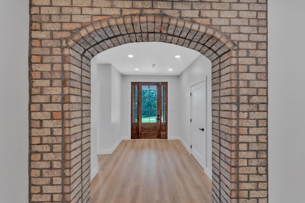 Russellville, Tennessee, 37860, United States, 4 Bedrooms Bedrooms, ,3.5 BathroomsBathrooms,Residential,Forsale,1884073