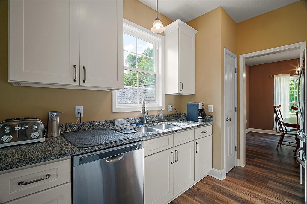 BELLEVIEW, Florida, 34420, United States, 4 Bedrooms Bedrooms, ,3 BathroomsBathrooms,Residential,Forsale,1905404