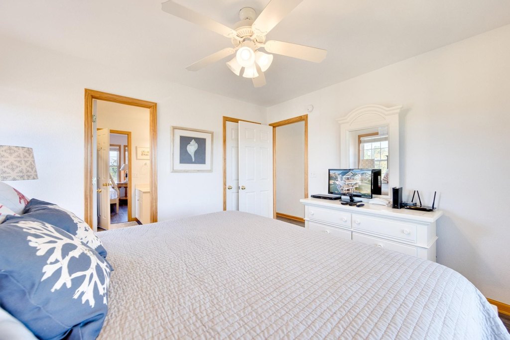 Salvo, North Carolina, 27972, United States, 4 Bedrooms Bedrooms, ,4 BathroomsBathrooms,Residential,Forsale,1993776