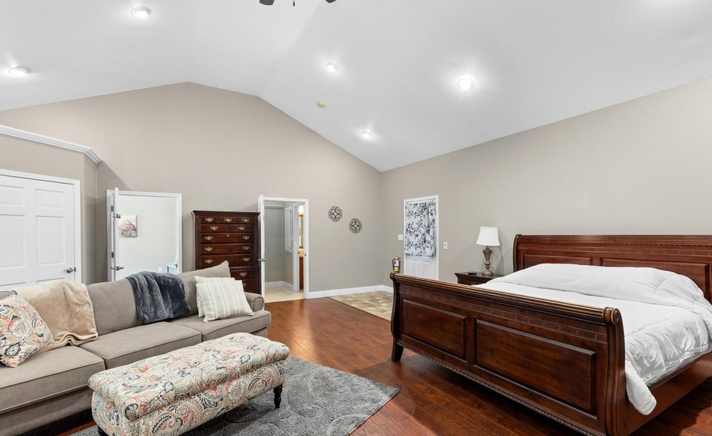 Kodak, Tennessee, 37764, United States, 5 Bedrooms Bedrooms, ,5.5 BathroomsBathrooms,Residential,Forsale,1959567