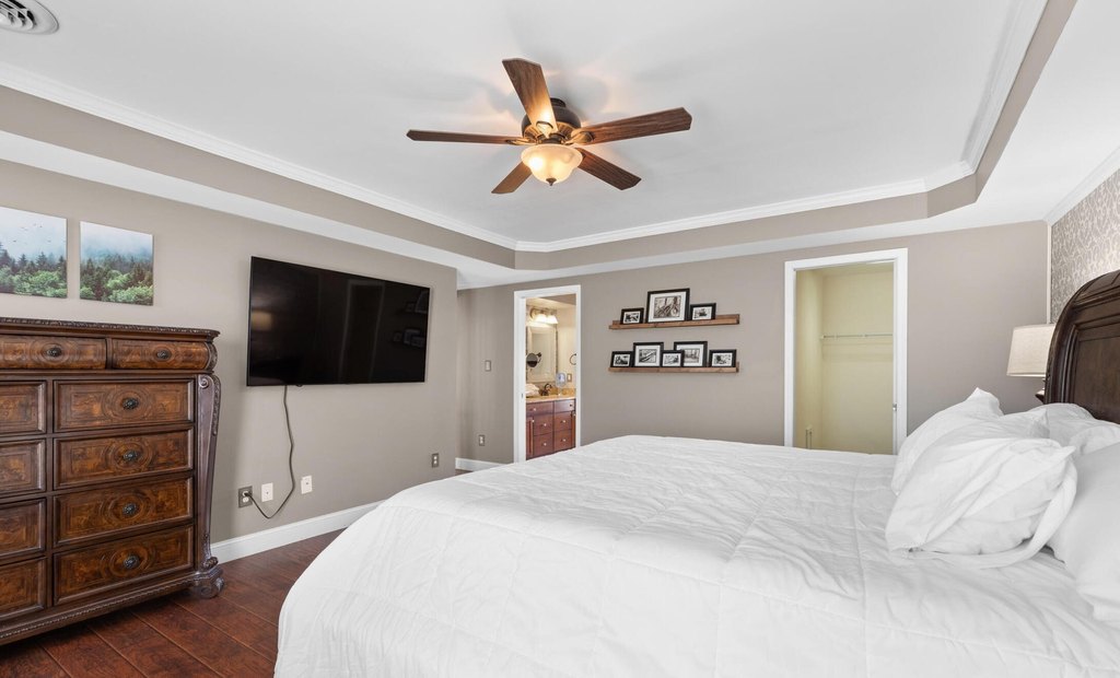 Kodak, Tennessee, 37764, United States, 5 Bedrooms Bedrooms, ,5.5 BathroomsBathrooms,Residential,Forsale,1959567