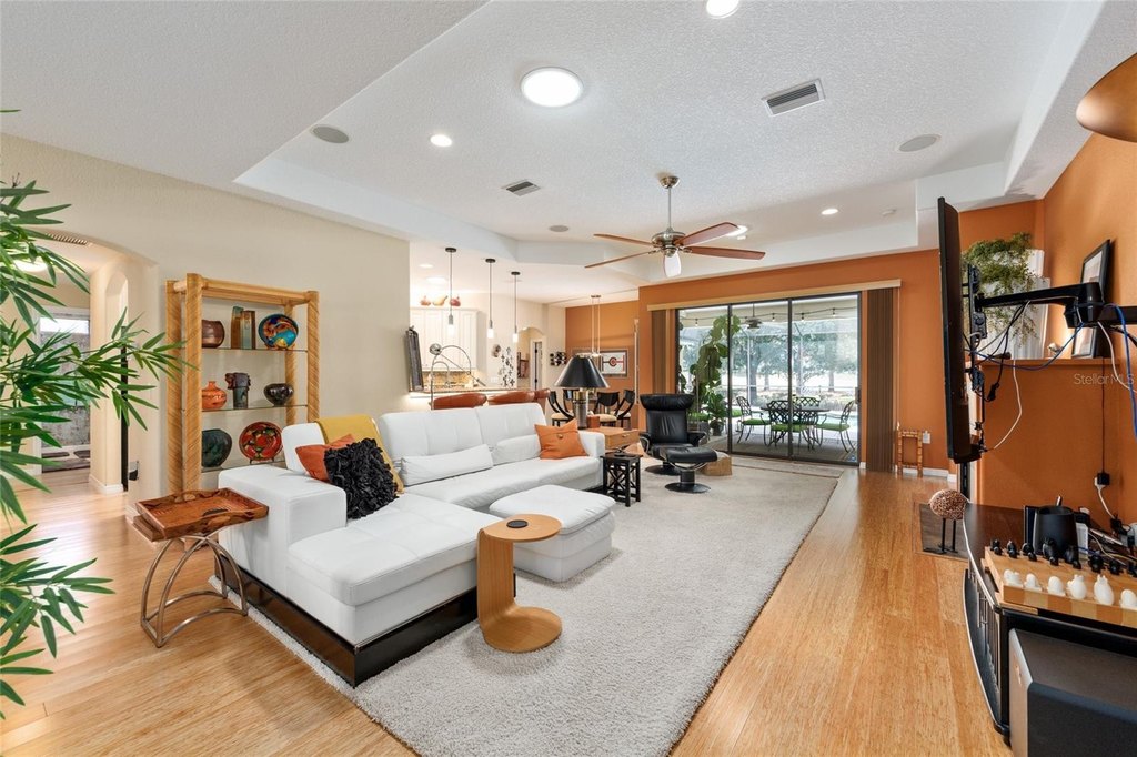 OCALA, Florida, 34473, United States, 4 Bedrooms Bedrooms, ,3 BathroomsBathrooms,Residential,Forsale,1884200