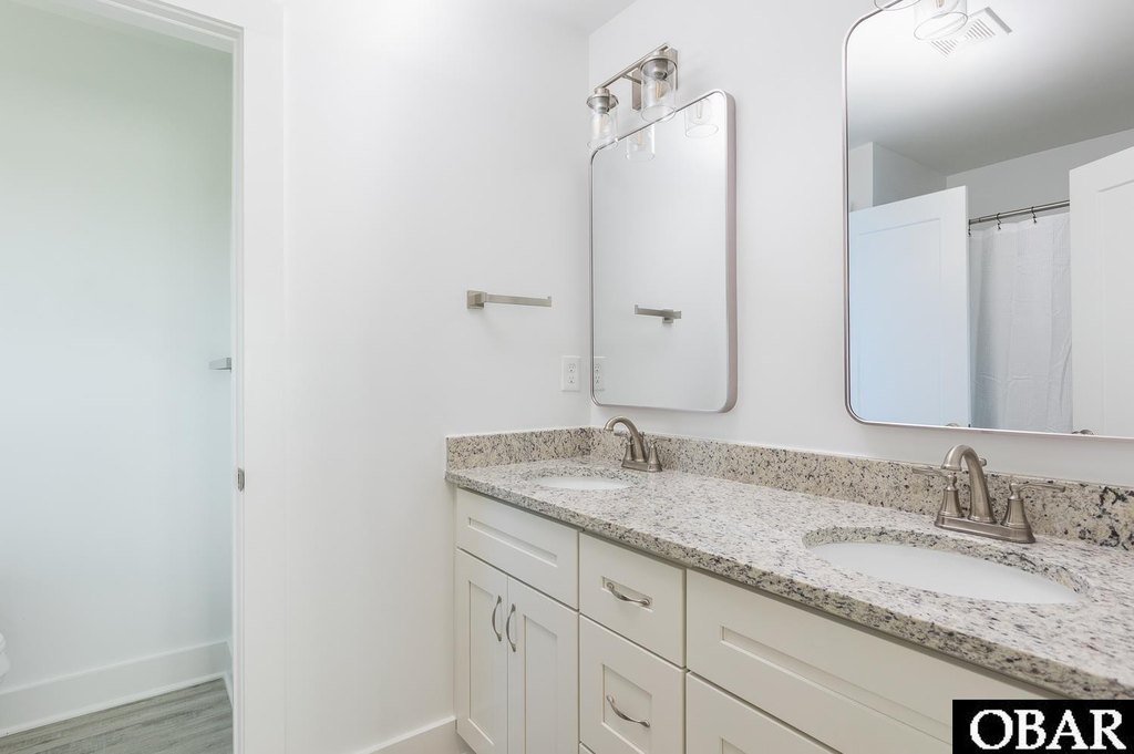 Corolla, North Carolina, 27927, United States, 6 Bedrooms Bedrooms, ,6.5 BathroomsBathrooms,Residential,Forsale,1914396