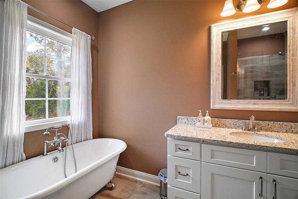 BELLEVIEW, Florida, 34420, United States, 4 Bedrooms Bedrooms, ,3 BathroomsBathrooms,Residential,Forsale,1905404