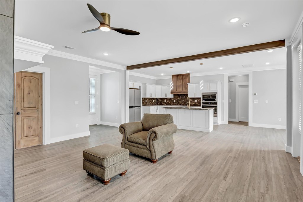 Sevierville, Tennessee, 37876, United States, 4 Bedrooms Bedrooms, ,3.5 BathroomsBathrooms,Residential,Forsale,1959566