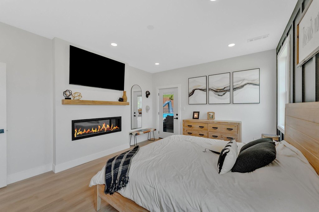 Russellville, Tennessee, 37860, United States, 4 Bedrooms Bedrooms, ,3.5 BathroomsBathrooms,Residential,Forsale,1884073