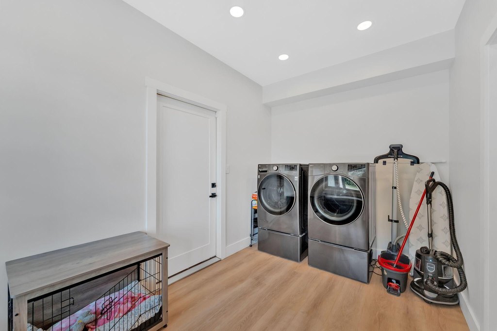 Russellville, Tennessee, 37860, United States, 4 Bedrooms Bedrooms, ,3.5 BathroomsBathrooms,Residential,Forsale,1884073