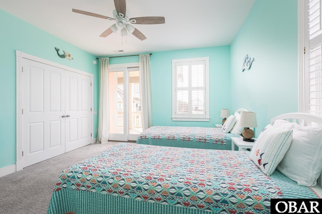 Corolla, North Carolina, 27927, United States, 6 Bedrooms Bedrooms, ,5.5 BathroomsBathrooms,Residential,Forsale,1883847