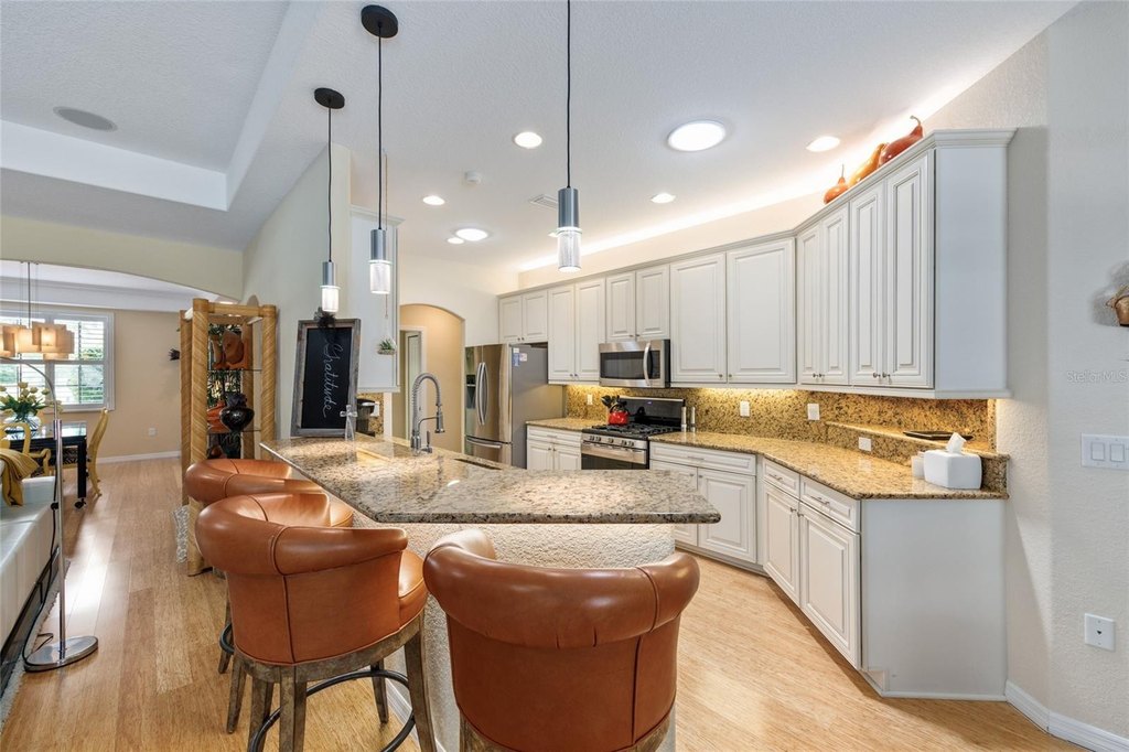 OCALA, Florida, 34473, United States, 4 Bedrooms Bedrooms, ,3 BathroomsBathrooms,Residential,Forsale,1884200