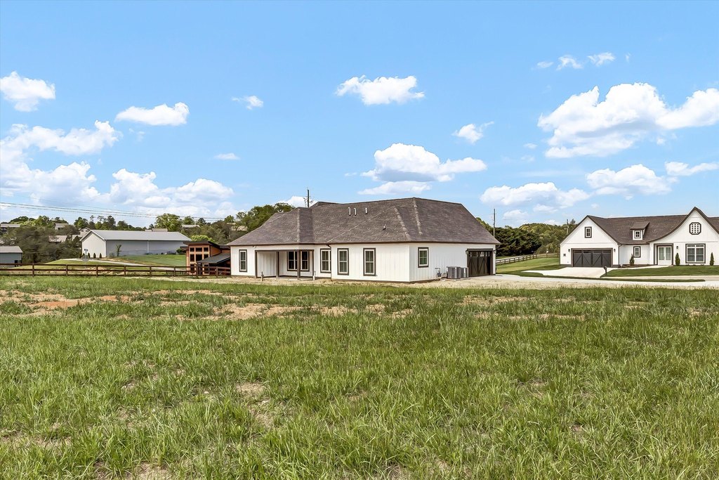 Sevierville, Tennessee, 37876, United States, 4 Bedrooms Bedrooms, ,3.5 BathroomsBathrooms,Residential,Forsale,1959566