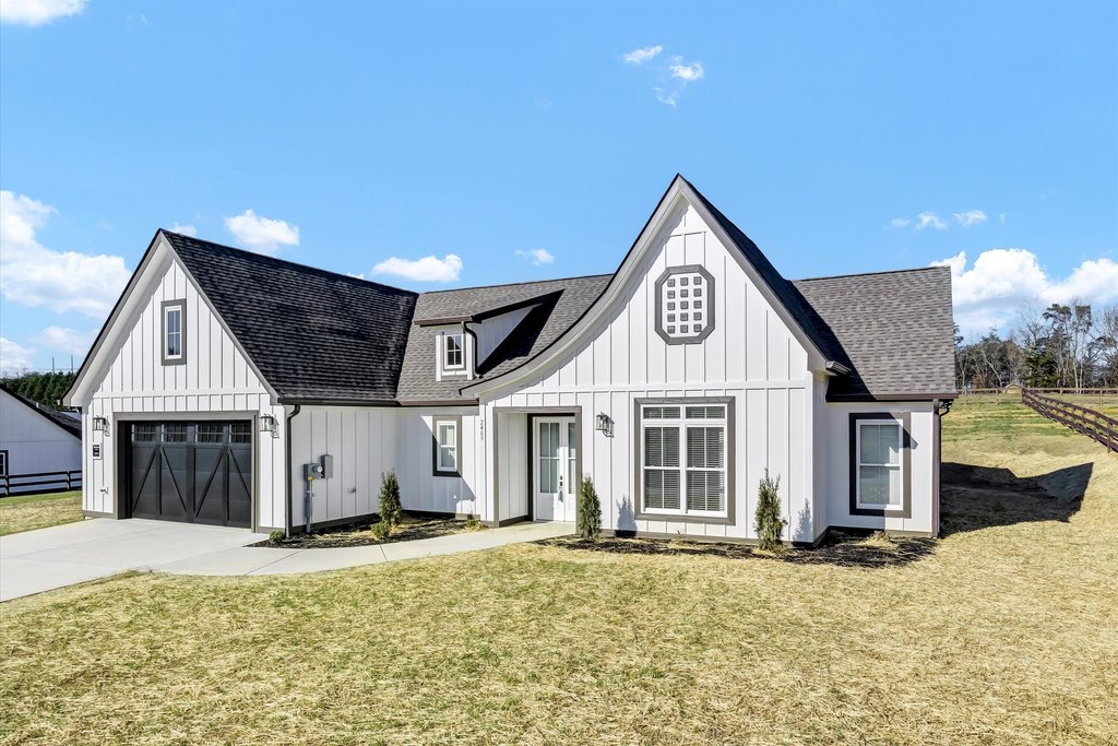 Sevierville, Tennessee, 37876, United States, 3 Bedrooms Bedrooms, ,2 BathroomsBathrooms,Residential,Forsale,1986941