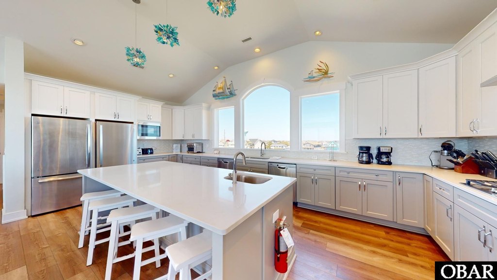 Hatteras, North Carolina, 27953, United States, 10 Bedrooms Bedrooms, ,10.5 BathroomsBathrooms,Residential,Forsale,1883830