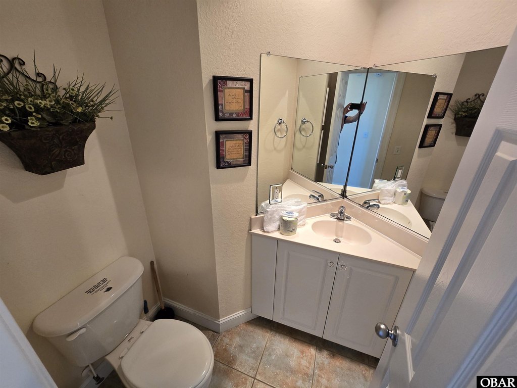 Duck, North Carolina, 27949, United States, 8 Bedrooms Bedrooms, ,8.5 BathroomsBathrooms,Residential,Forsale,1892297