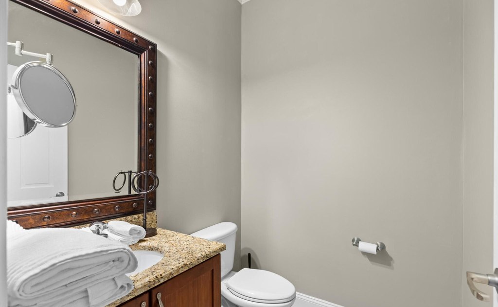 Kodak, Tennessee, 37764, United States, 5 Bedrooms Bedrooms, ,5.5 BathroomsBathrooms,Residential,Forsale,1959567