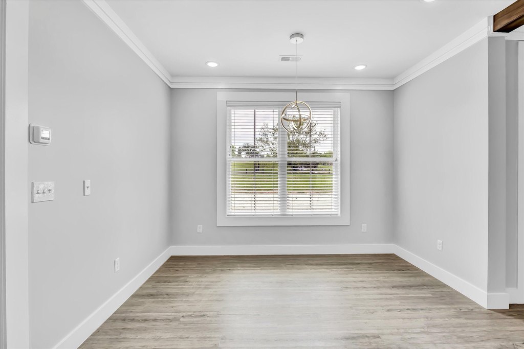 Sevierville, Tennessee, 37876, United States, 4 Bedrooms Bedrooms, ,3.5 BathroomsBathrooms,Residential,Forsale,1959566