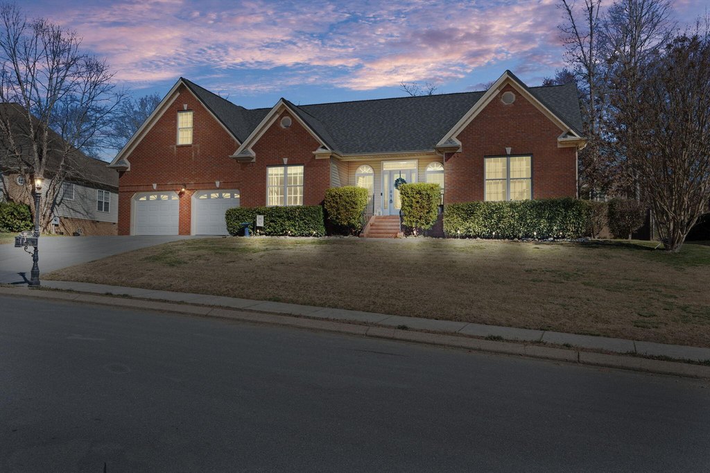 Soddy Daisy, Tennessee, 37379, United States, 4 Bedrooms Bedrooms, ,3 BathroomsBathrooms,Residential,Forsale,1894426