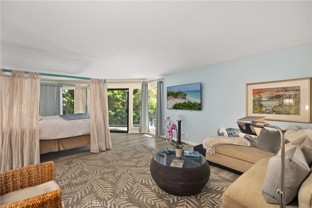 Laguna Beach, California, 92651, United States, 4 Bedrooms Bedrooms, ,4 BathroomsBathrooms,Residential,Forsale,1927552