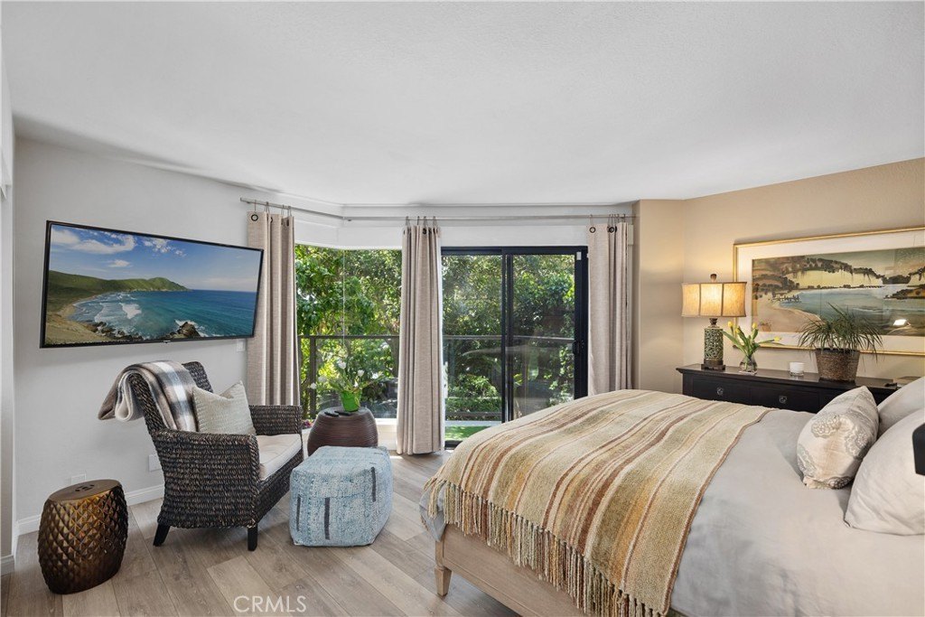 Laguna Beach, California, 92651, United States, 4 Bedrooms Bedrooms, ,4 BathroomsBathrooms,Residential,Forsale,1927552
