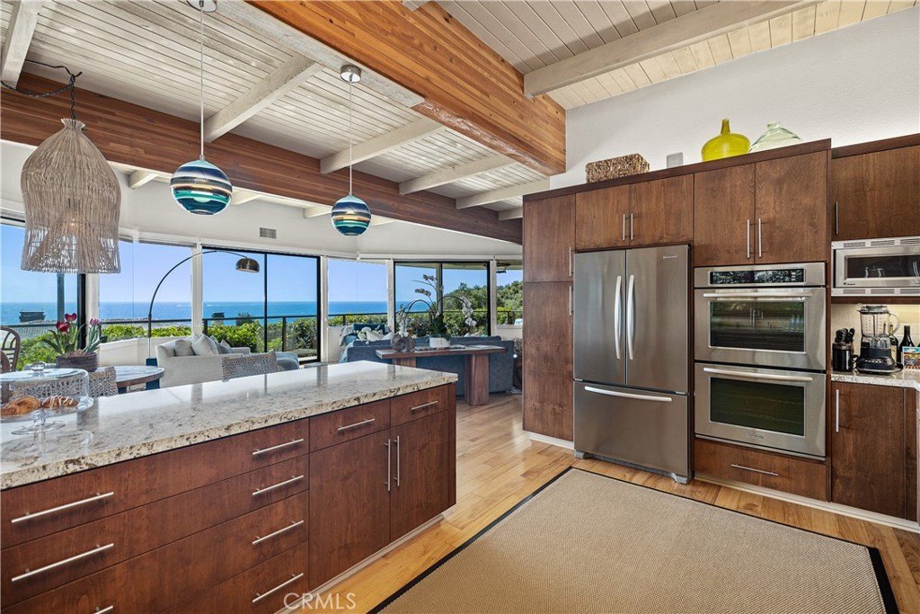 Laguna Beach, California, 92651, United States, 4 Bedrooms Bedrooms, ,4 BathroomsBathrooms,Residential,Forsale,1927552