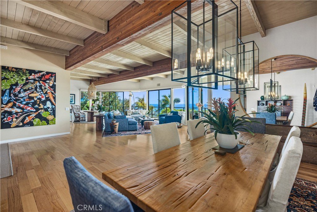 Laguna Beach, California, 92651, United States, 4 Bedrooms Bedrooms, ,4 BathroomsBathrooms,Residential,Forsale,1927552