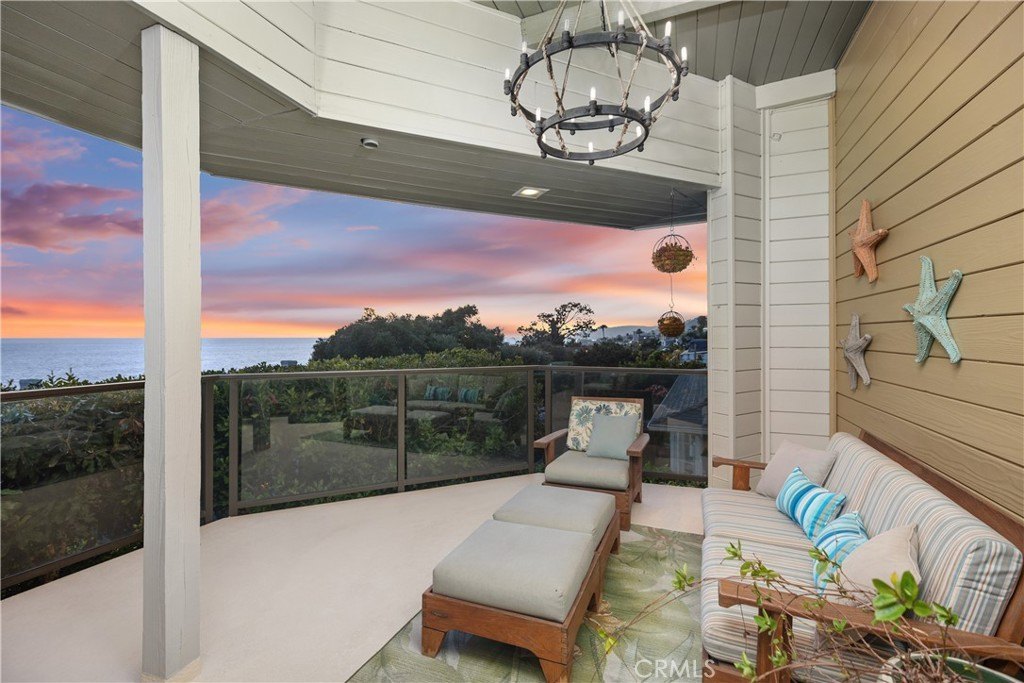 Laguna Beach, California, 92651, United States, 4 Bedrooms Bedrooms, ,4 BathroomsBathrooms,Residential,Forsale,1927552