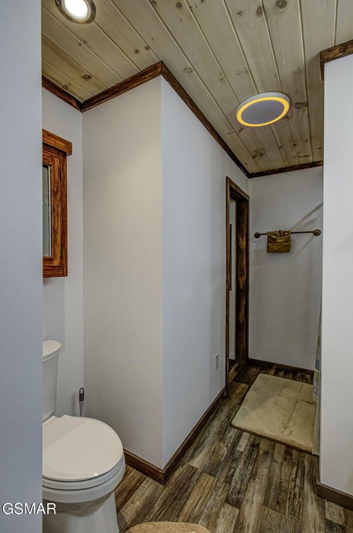Sevierville, Tennessee, 37876, United States, 2 Bedrooms Bedrooms, ,3 BathroomsBathrooms,Residential,Forsale,1942452