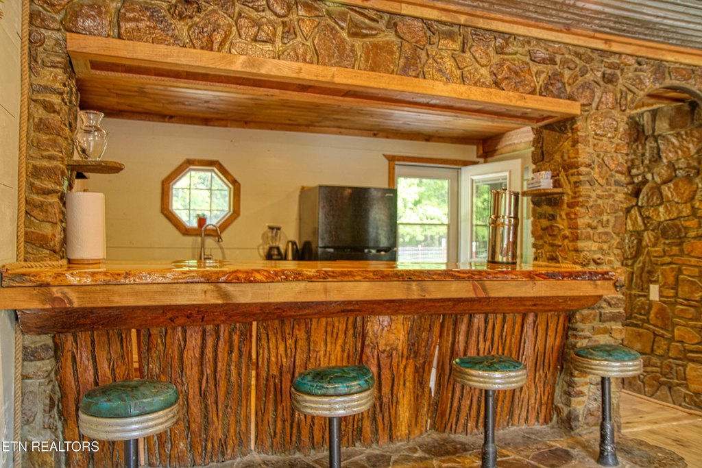 Jamestown, Tennessee, 38556, United States, 4 Bedrooms Bedrooms, ,2 BathroomsBathrooms,Residential,Forsale,1905425