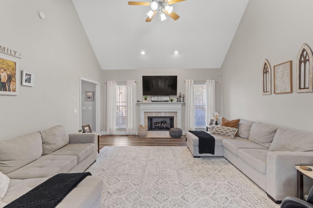 Soddy Daisy, Tennessee, 37379, United States, 4 Bedrooms Bedrooms, ,3 BathroomsBathrooms,Residential,Forsale,1894426