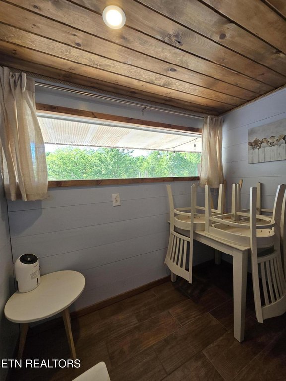Jamestown, Tennessee, 38556, United States, 4 Bedrooms Bedrooms, ,2 BathroomsBathrooms,Residential,Forsale,1905425