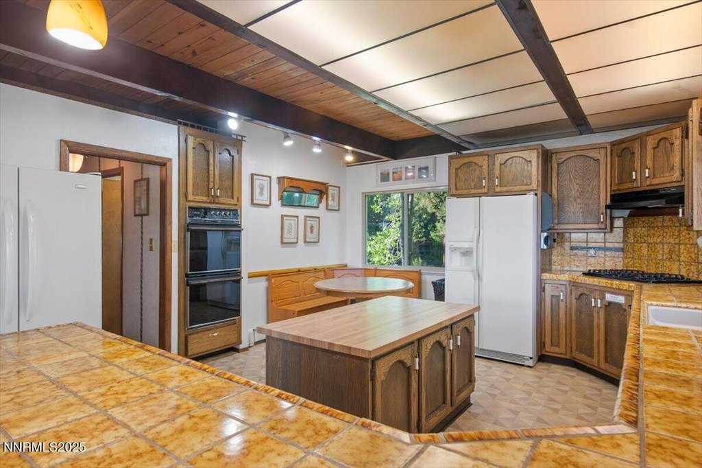 Zephyr Cove, Nevada, 89448, United States, 6 Bedrooms Bedrooms, ,4.5 BathroomsBathrooms,Residential,Forsale,1929234