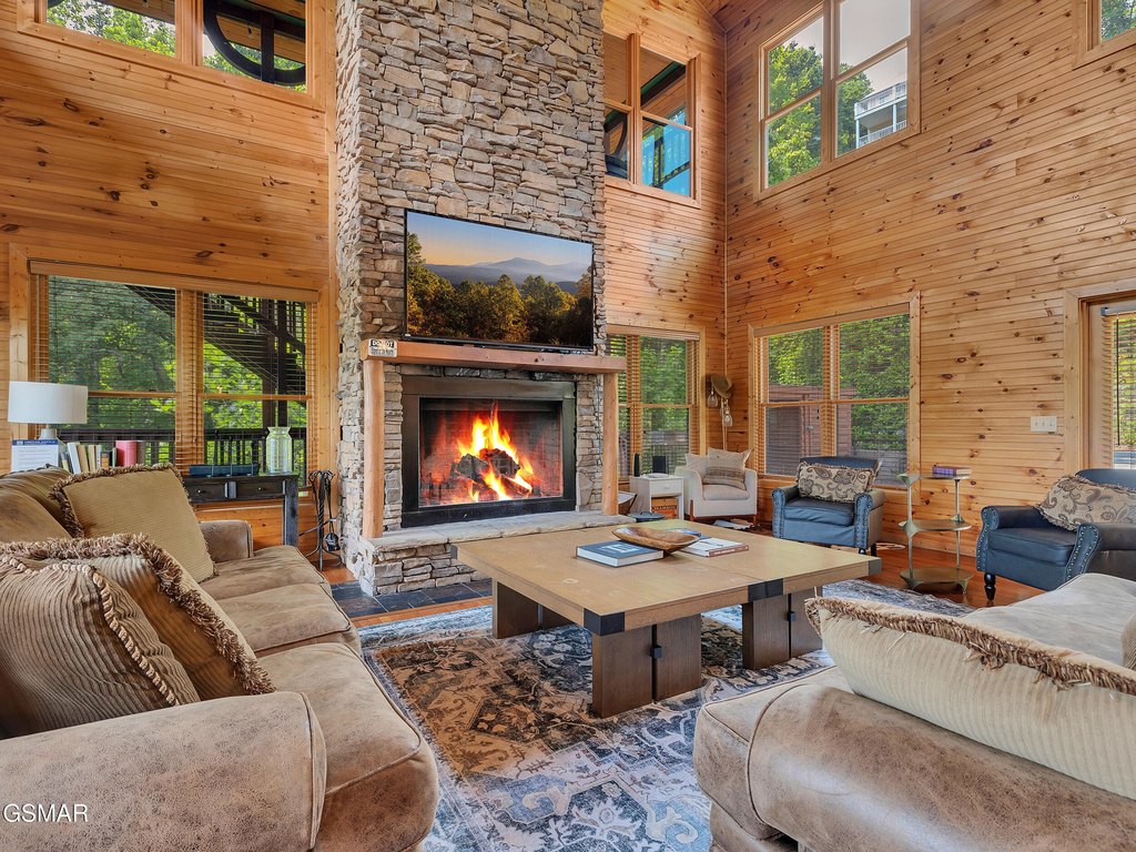 Gatlinburg, Tennessee, 37738, United States, 8 Bedrooms Bedrooms, ,8.5 BathroomsBathrooms,Residential,Forsale,1942454