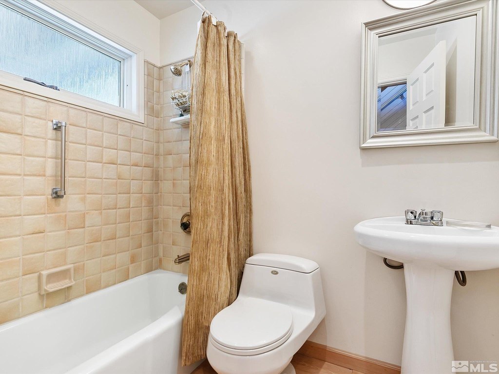 Glenbrook, Nevada, 89413, United States, 4 Bedrooms Bedrooms, ,4.5 BathroomsBathrooms,Residential,Forsale,1886476