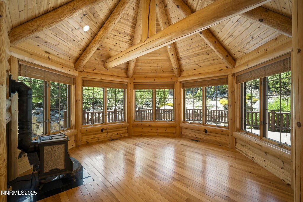 Gardnerville, Nevada, 89460, United States, 4 Bedrooms Bedrooms, ,5.5 BathroomsBathrooms,Residential,Forsale,1967394