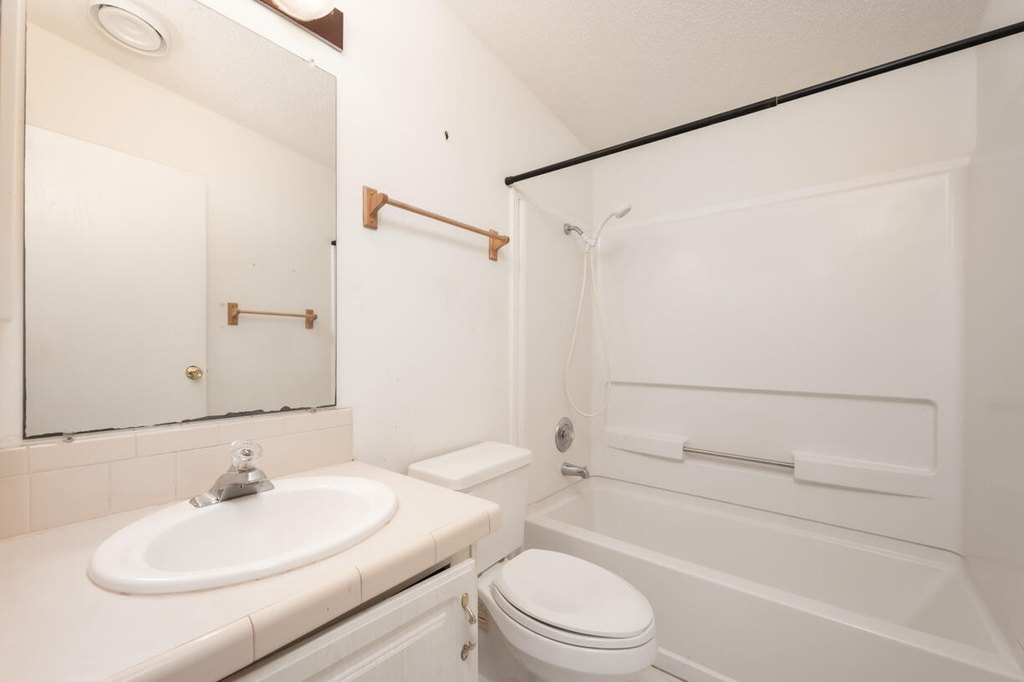 Geiger Key, Florida, 33040, United States, 4 Bedrooms Bedrooms, ,2 BathroomsBathrooms,Residential,Forsale,1968273