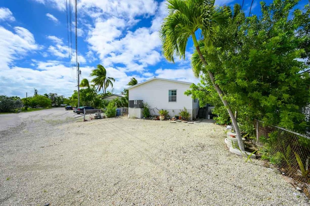 Geiger Key, Florida, 33040, United States, 4 Bedrooms Bedrooms, ,2 BathroomsBathrooms,Residential,Forsale,1968273