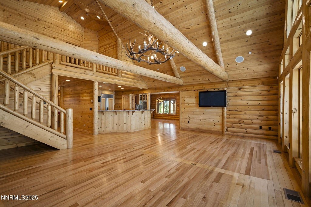 Gardnerville, Nevada, 89460, United States, 4 Bedrooms Bedrooms, ,5.5 BathroomsBathrooms,Residential,Forsale,1967394