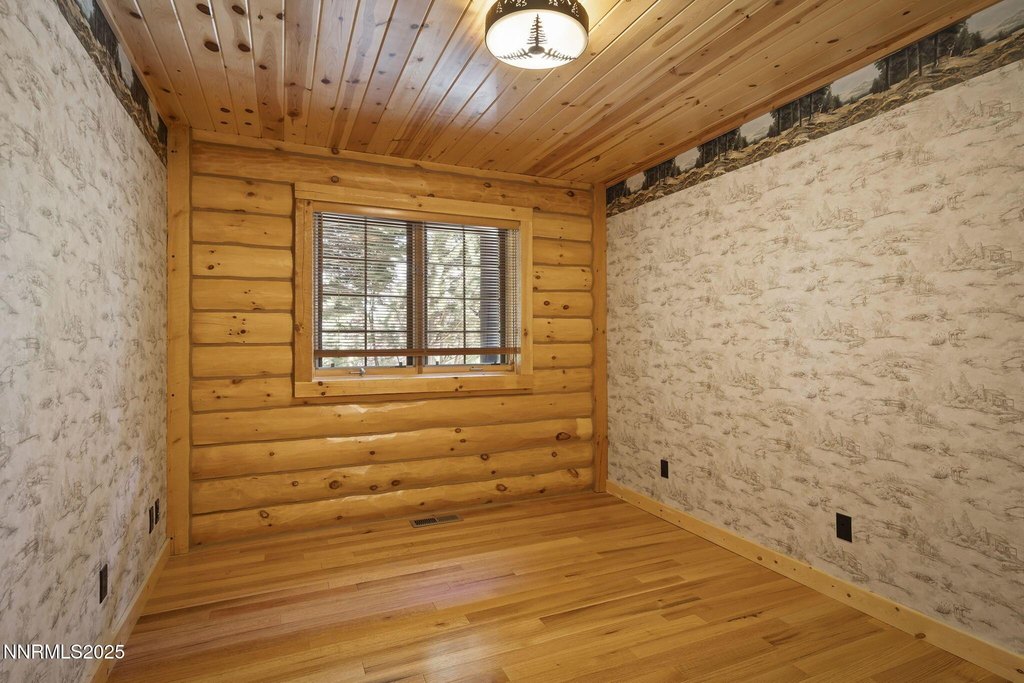 Gardnerville, Nevada, 89460, United States, 4 Bedrooms Bedrooms, ,5.5 BathroomsBathrooms,Residential,Forsale,1967394